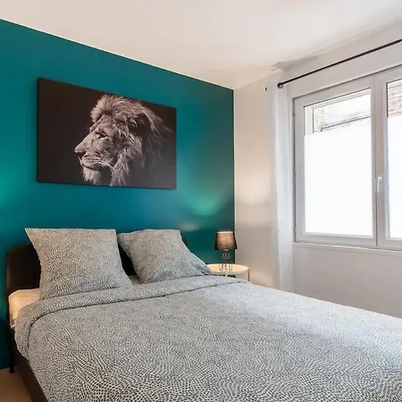 Centre-ville, Spacieux & Confort Apartament